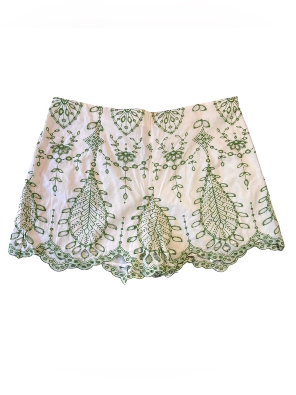 ZARA NWT High Waisted, Embroidered Shorts,  Floral Green White, Size XL - Picture 2 of 8